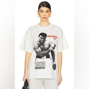 Ali Cassius Clay 1964 Boxy Tee in Natural Size 2XL